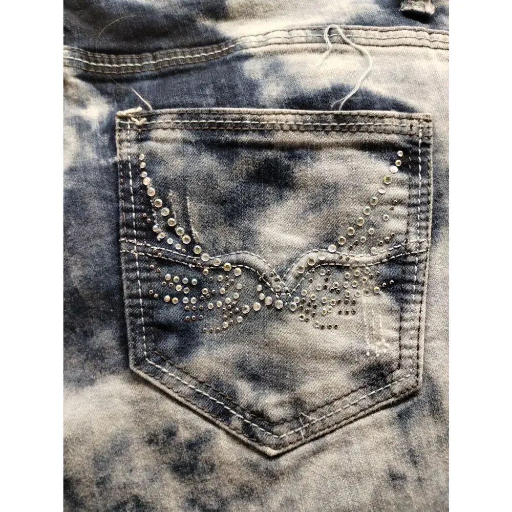 Elite Women's Size 16W Distressed Ripped Acid Wash Studded Embellished Jeans